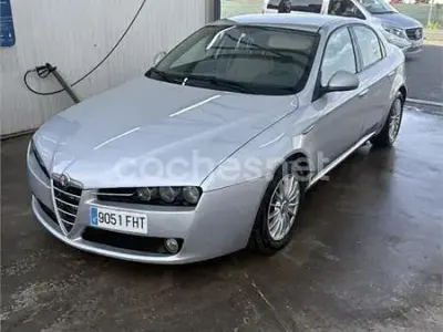 Usado Alfa Romeo 159 Distinctive 150 CV (110 kW) 2006 Gris / plata Berlina
