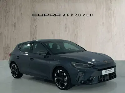 Usado Cupra Leon 150 CV (110 kW) 2025 Gris Berlina