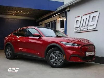 Begagnad Ford Mustang Mach-E 216 kW (294 HK) 2021 Röd SUV