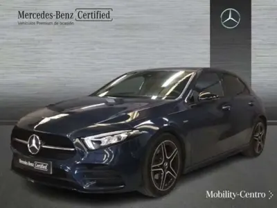 Usado Mercedes A180 109 CV (80 kW) 2021 Azul Utilitario