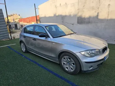 Usado BMW 116 115 CV (84 kW) 2004 Gris / plata Utilitario