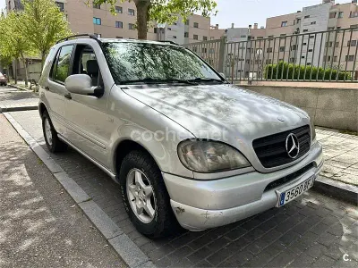 Käytetty Mercedes ML270 163 HP (119 kW) 2002 Harmaa Katumaasturi