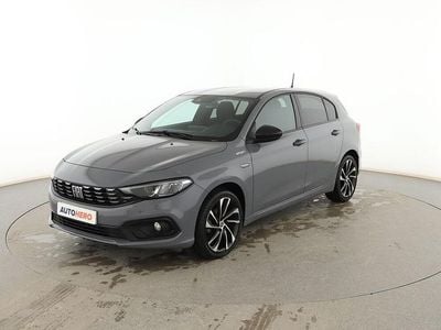 Usado Fiat Tipo Sport 101 CV (74 kW) 2021 Gris Berlina