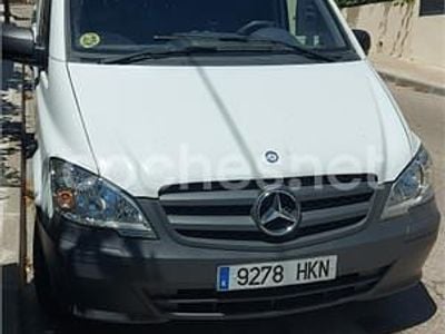Mercedes V220