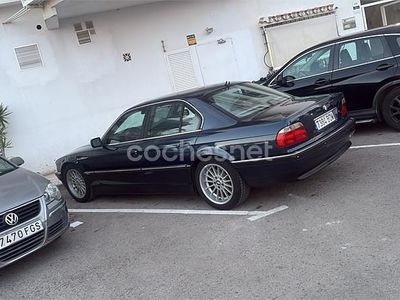 Usado BMW 740 286 HP (210 kW) 2000 Azul Sedan