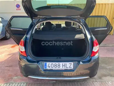 Usado Citroën C4 112 CV (82 kW) 2012 Azul Berlina