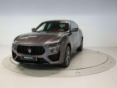 Gris Usado 2022 Maserati Levante SUV | 63.555 € (Caro)