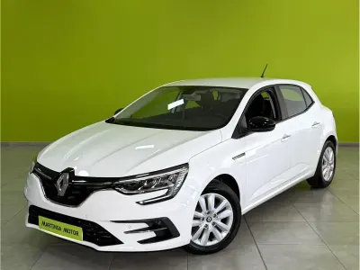 Usado Renault Mégane II Equilibre 115 CV (84 kW) 2022 Blanco Berlina
