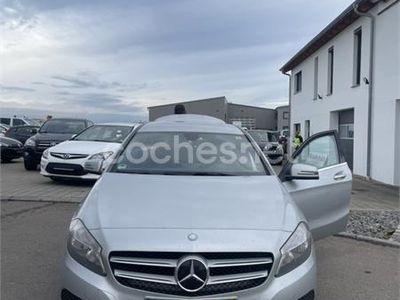 Mercedes A200