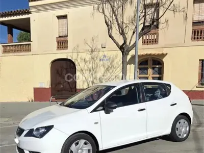 Usado Seat Ibiza Copa 75 CV (55 kW) 2013 Blanco Berlina