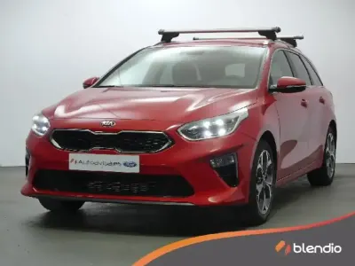 Usado Kia Ceed 103 CV (75 kW) 2019 Rojo Utilitario