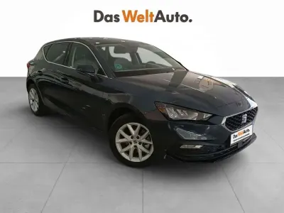 Usado Seat Leon Style 116 CV (85 kW) 2025 Gris Utilitario