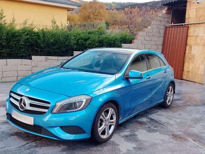 Usado Mercedes A200 AMG 136 CV (100 kW) 2013 Azul Utilitario