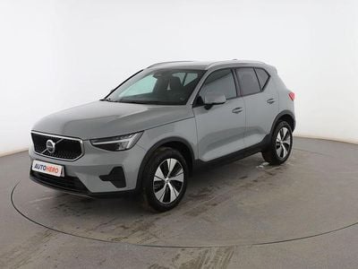 Gris Usado 2024 Volvo XC40 Core SUV | 33.899 € (Precio justo)