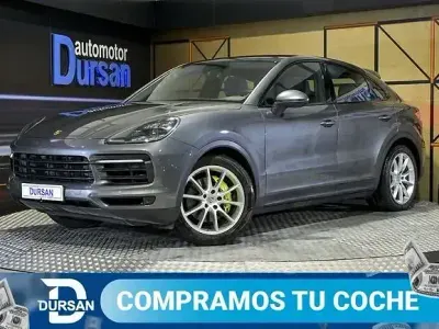 Usado Porsche Cayenne E-Hybrid 462 CV (339 kW) 2021 Gris SUV