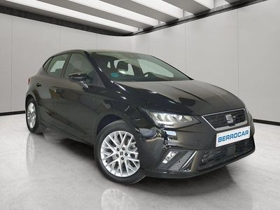Usado Seat Ibiza FR 115 CV (84 kW) 2024 Negro Utilitario