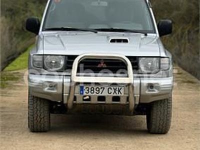 Gris / plata Usado 2004 Mitsubishi Montero Sport Intense SUV | 11.200 €