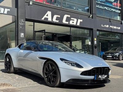 Usado Aston Martin DB11 510 CV (375 kW) 2019 Gris / plata Coupe