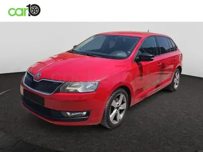 Usado Skoda Rapid Style 125 CV (91 kW) 2018 Rojo Utilitario
