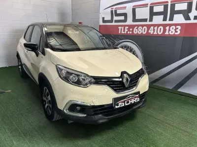 Usado Renault Captur LIMITED 90 CV (66 kW) 2019 Beige SUV