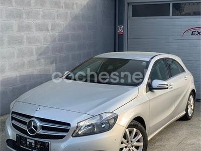 Usado 2012 Mercedes A180 Urban Berlina | 13.700 €