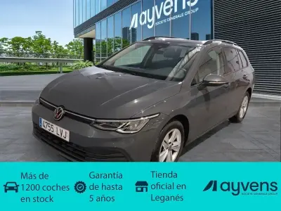Usado VW Golf VIII Life 116 CV (85 kW) 2021 Gris Familiar