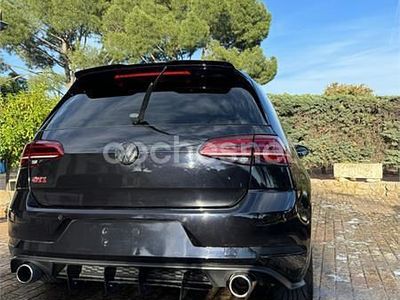 Usado VW Golf VII GTI 245 CV (180 kW) 2018 Negro Berlina