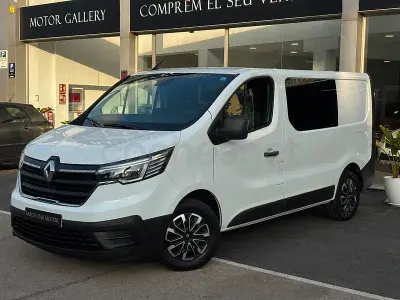 Usado Renault Trafic 110 CV (80 kW) 2021 Blanco Monovolumen