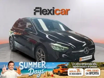 Usado Mercedes B200 150 CV (110 kW) 2023 Negro Utilitario