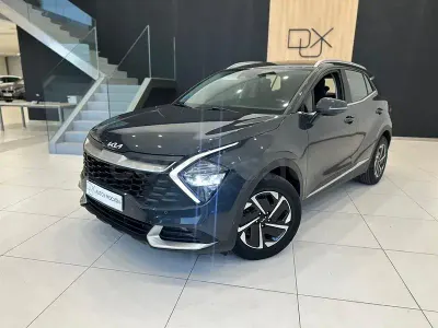 Käytetty Kia Sportage 160 HP (117 kW) 2024 Harmaa Katumaasturi