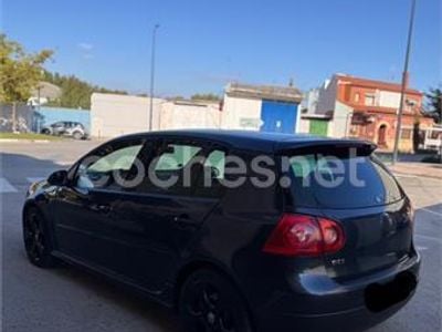 VW Golf V