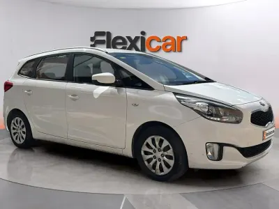 Usado Kia Carens 135 CV (99 kW) 2016 Blanco Monovolumen