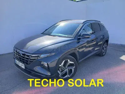 Usado Hyundai Tucson Style 230 CV (169 kW) 2021 Gris / plata SUV