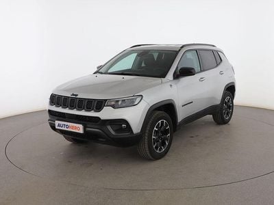 Plata Usado 2022 Jeep Compass Trailhawk SUV | 21.599 € (Precio justo)
