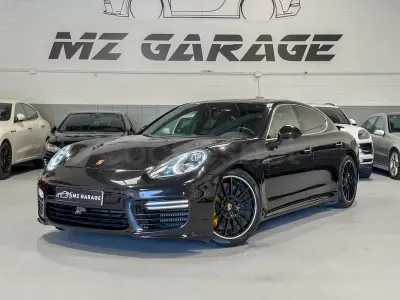 Usado Porsche Panamera Turbo 500 CV (367 kW) 2013 Negro Berlina