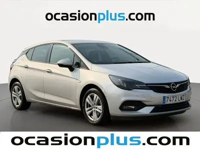 Usado Opel Astra Edition 110 CV (80 kW) 2021 Gris plata Utilitario