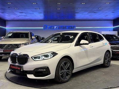Usado BMW 118 Sport Line 140 CV (102 kW) 2020 Blanco Utilitario