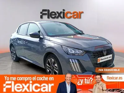 Usado Peugeot 208 Allure 100 CV (73 kW) 2025 Gris / plata Utilitario