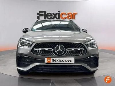 Usado Mercedes GLA200 150 HP (110 kW) 2021 Cinzento SUV