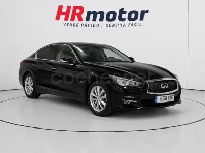 Usado Infiniti Q50 170 CV (125 kW) 2018 Negro Berlina