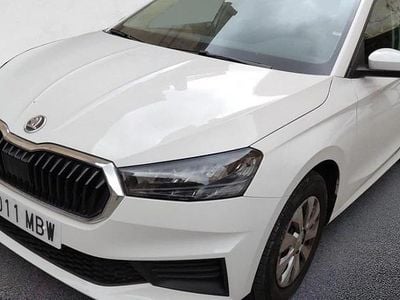 Usado Skoda Fabia Active 95 CV (69 kW) 2022 Utilitario