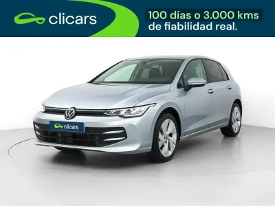 Usado VW Golf VIII 116 CV (85 kW) 2025 Gris / plata Berlina