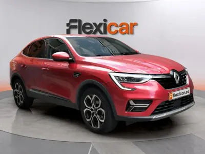 Usado Renault Arkana Equilibre 140 CV (102 kW) 2022 Rojo SUV