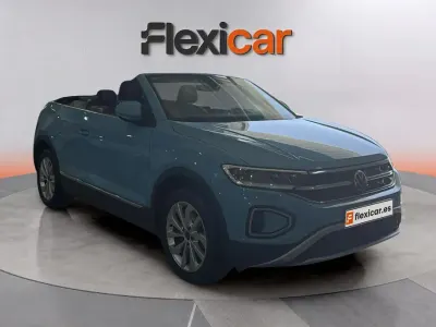 Usado VW T-Roc Cabriolet Style 110 CV (80 kW) 2022 Azul Descapotable