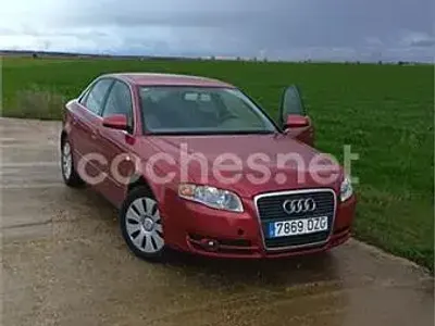 Usado Audi A4 140 CV (102 kW) 2006 Rojo Berlina