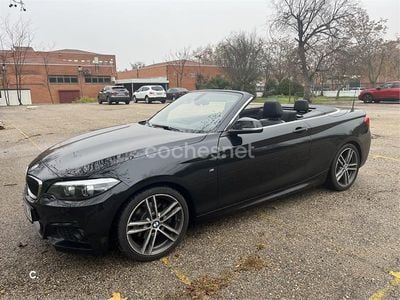 BMW 225