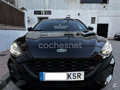 Usado Ford Focus ST-Line 125 CV (91 kW) 2018 Negro Berlina