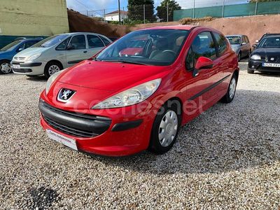 Usado Peugeot 207 75 CV (55 kW) 2008 Rojo Berlina