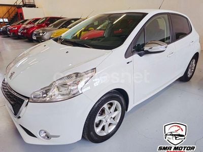 Usado Peugeot 208 Style 82 CV (60 kW) 2014 Blanco Utilitario