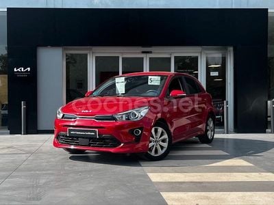 Rojo Usado 2021 Kia Rio Sport Berlina | 16.500 € (Precio justo)